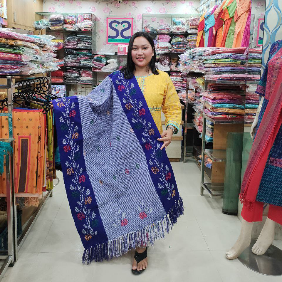Lotapata Shawl by Waist Loom
